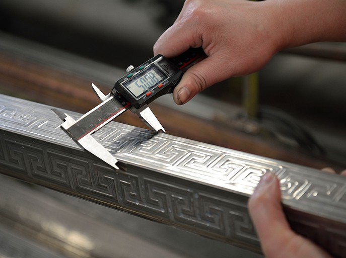 工程專用<a href='/xyw304bxgg.htm' class='keys' title='點擊查看關(guān)于304不銹鋼管的相關(guān)信息' target='_blank'>304不銹鋼管</a>