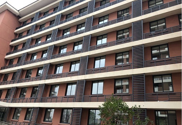 不銹鋼裝飾管護(hù)欄