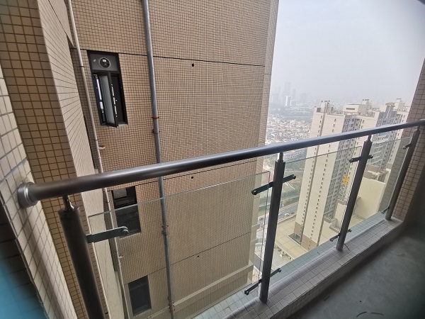 不銹鋼陽臺護欄