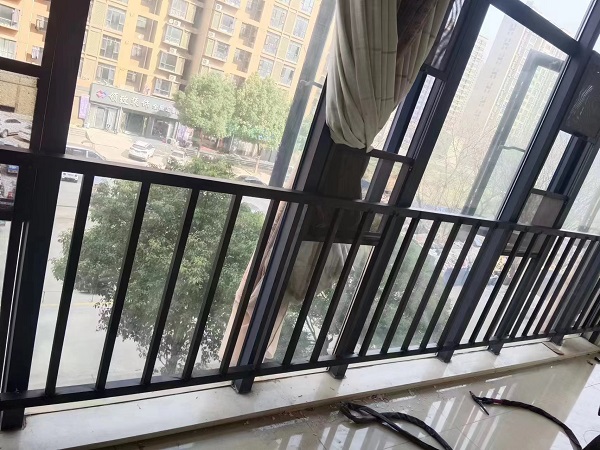 不銹鋼陽臺(tái)護(hù)欄